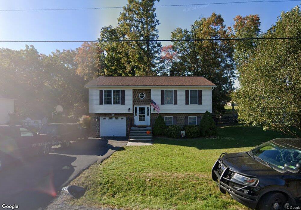 193 Leviticus Dr, Bunker Hill, WV 25413 - photo 1