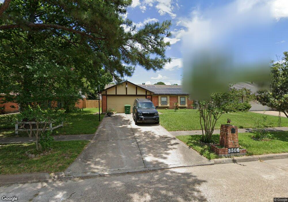 3506 Mckinley Ln, Houston, TX 77088 - photo 1