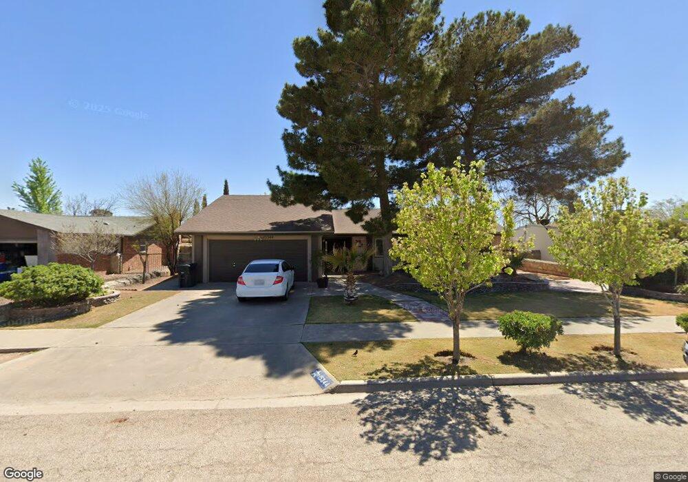 15344 Woodhill Ct, Horizon City, TX 79928 - photo 1