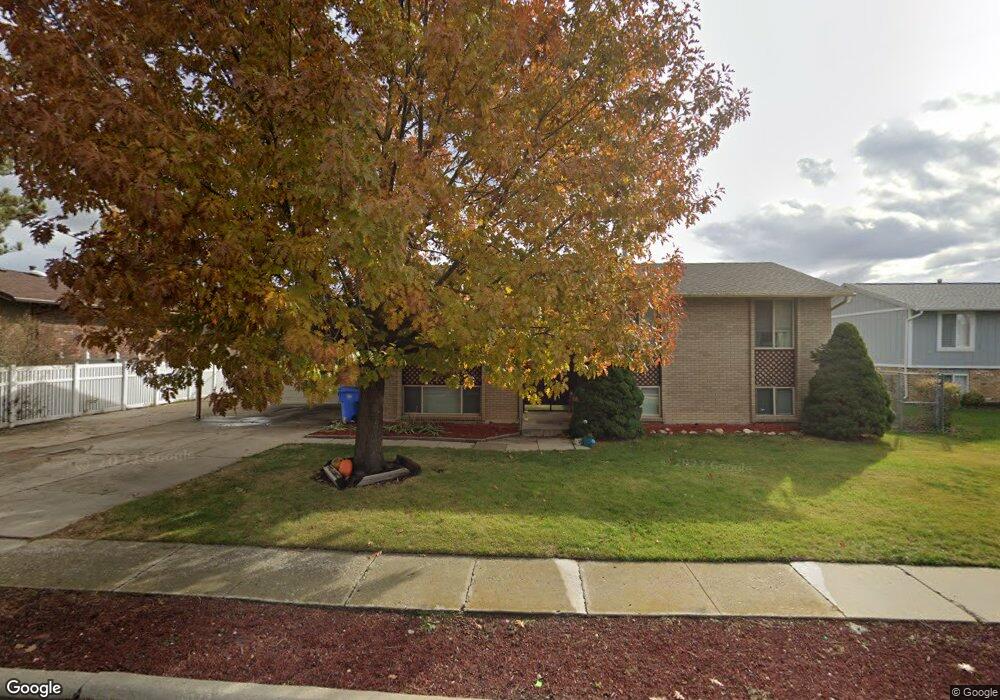 759 W 1800 N, West Bountiful, UT 84087 - photo 1