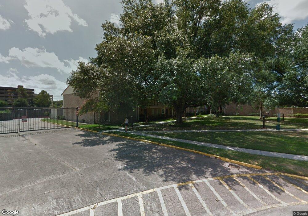 14109 Lost Meadow Ln, Houston, TX 77079 - photo 1