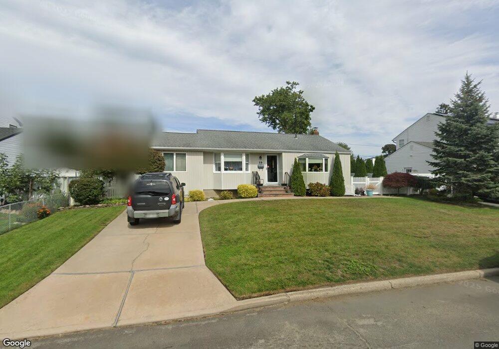 29 Franklin St, Islip, NY 11751 - photo 1