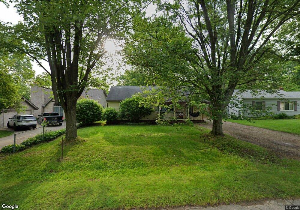 3274 Mills Acres St, Flint, MI 48506 - photo 1