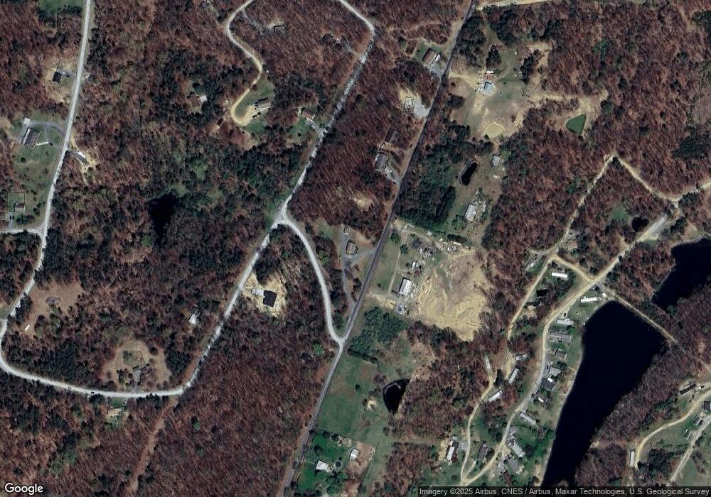 4440 Timber Ridge Rd, Berkeley Springs, WV 25411 - photo 1