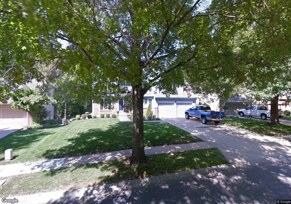 13716 W 82nd St, Lenexa, KS 66215 - photo 1