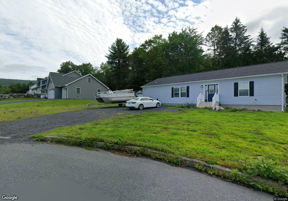 605 Elmwood Ct, Saint Clair, PA 17970 - photo 1