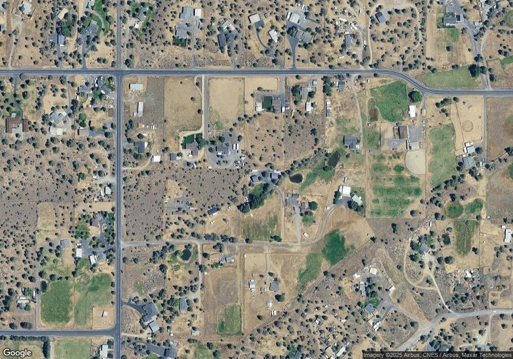 5660 SW Impala Ln, Redmond, OR 97756 - photo 1