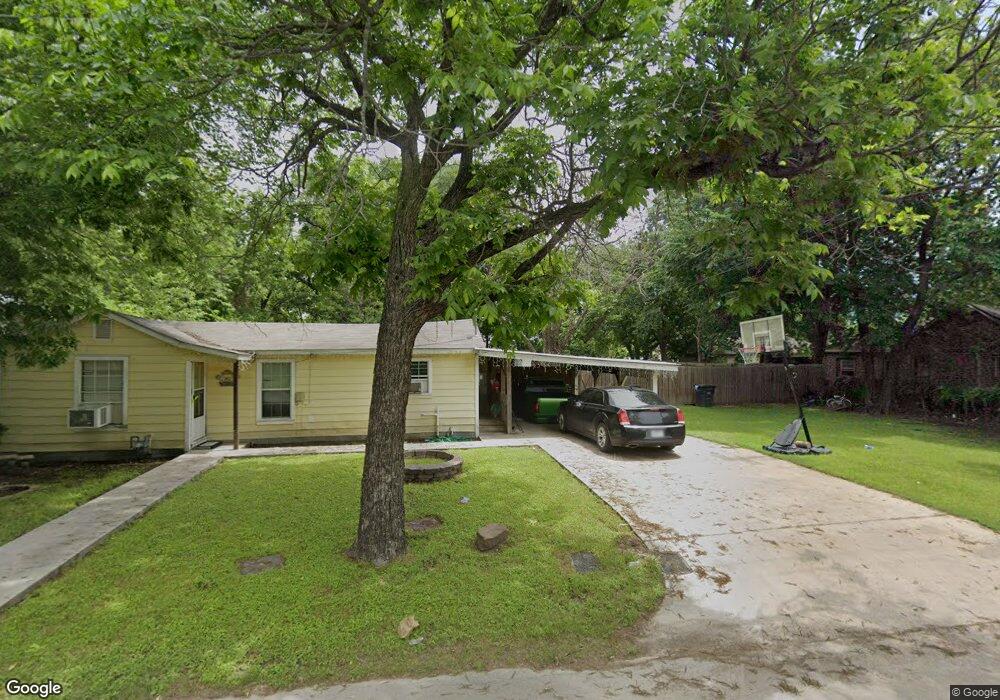 508 Sabine Ave, Cleburne, TX 76031 - photo 1