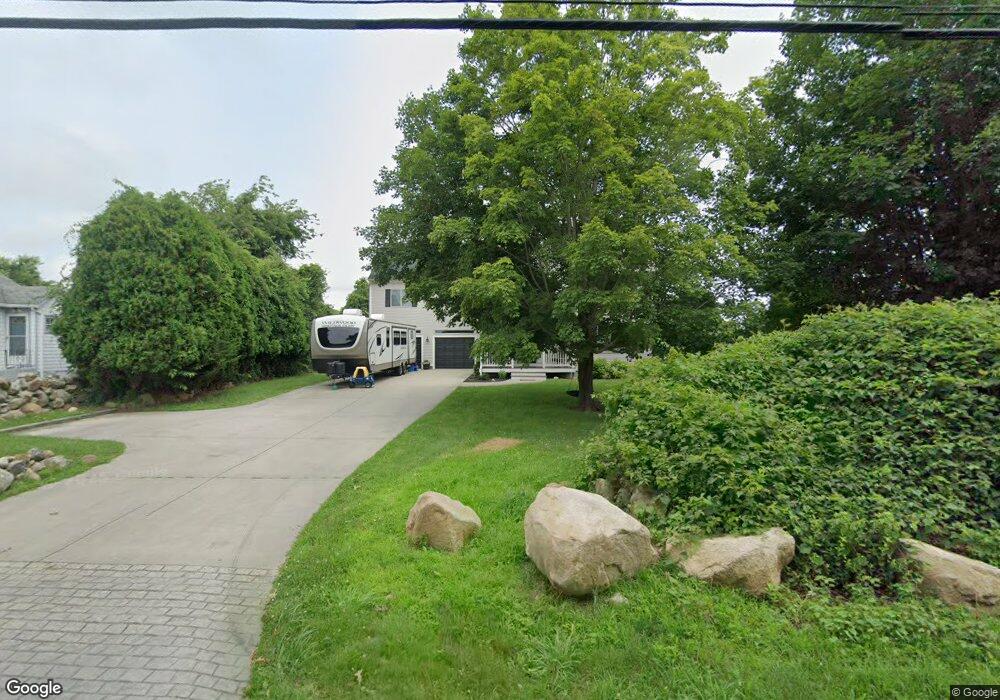 319 Rock O'Dundee Rd, Dartmouth, MA 02748 - photo 1