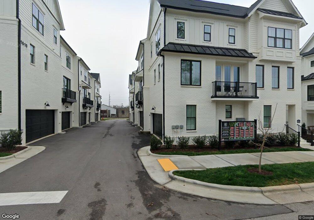 1611 Draper View Loop, Raleigh, NC 27608 - photo 1