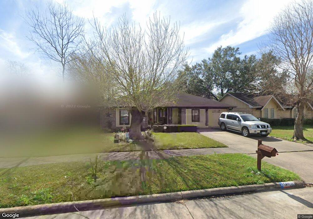 5811 Hoover St, Houston, TX 77092 - photo 1