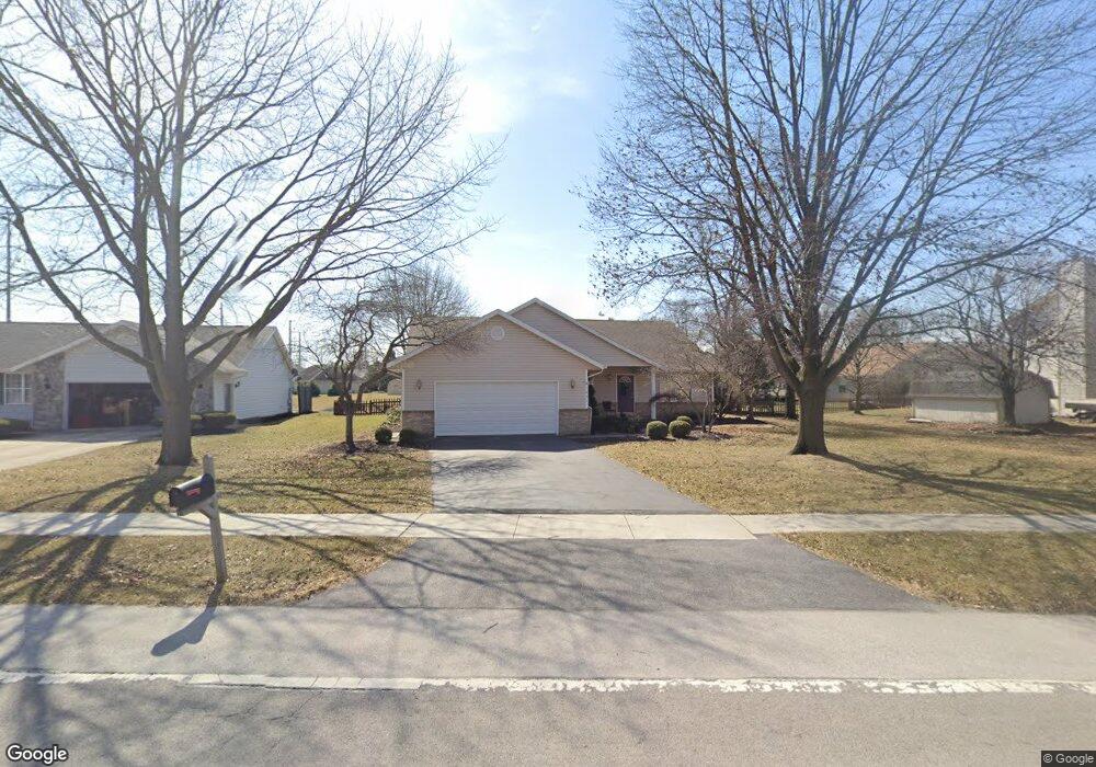 1431 E Main Cross St, Findlay, OH 45840 - photo 1