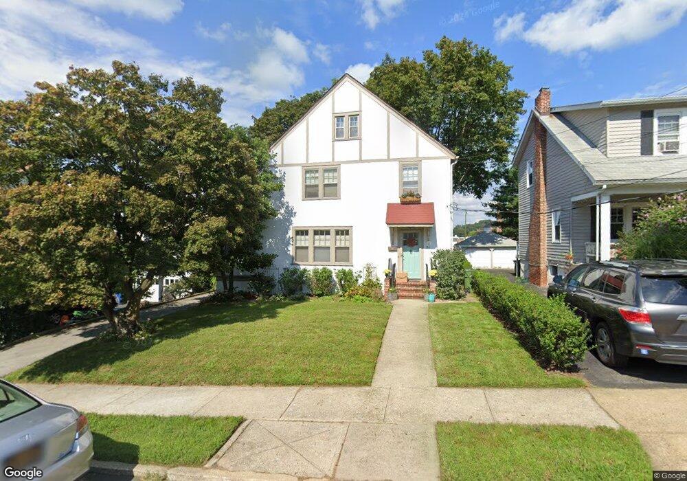 31 Park Ave, Tarrytown, NY 10591 - photo 1