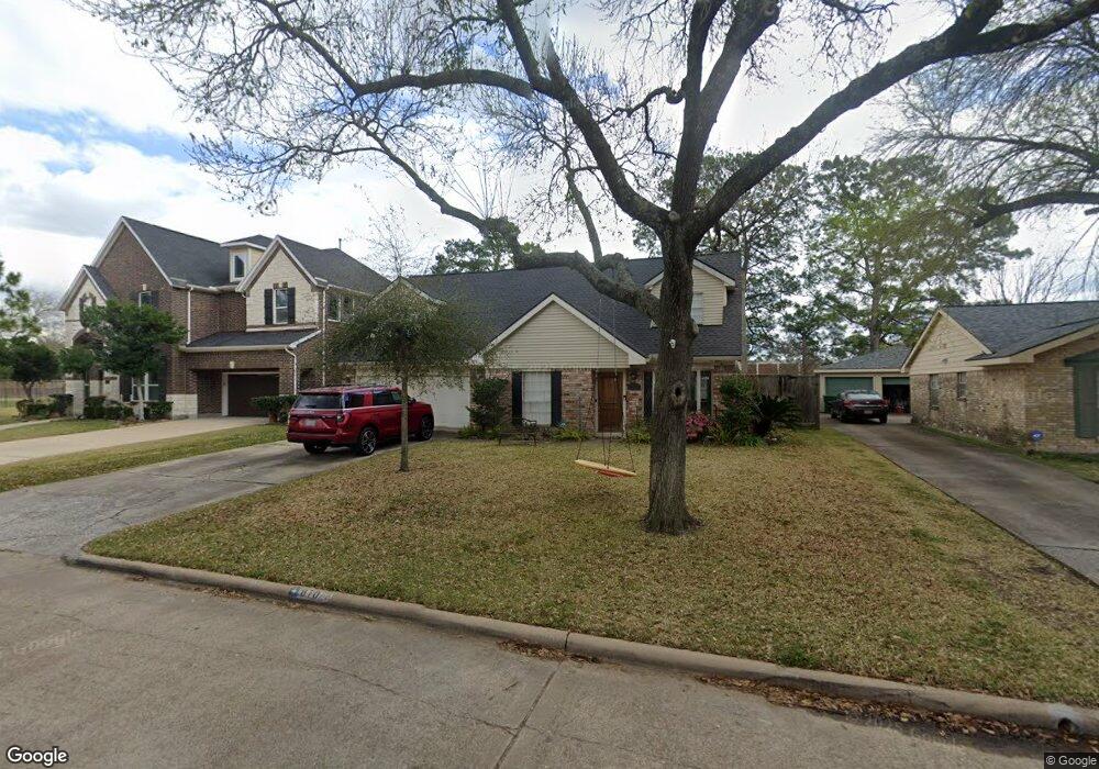 870 W Forest Dr, Houston, TX 77079 - photo 1