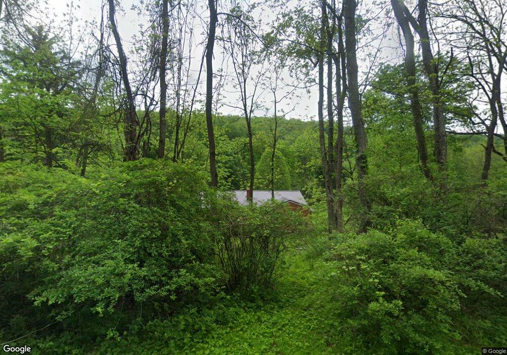 61 Petticoat Ln, Eighty Four, PA 15330 - photo 1