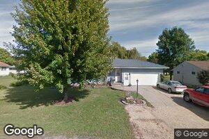 303 Dicken St, Olin, IA 52320