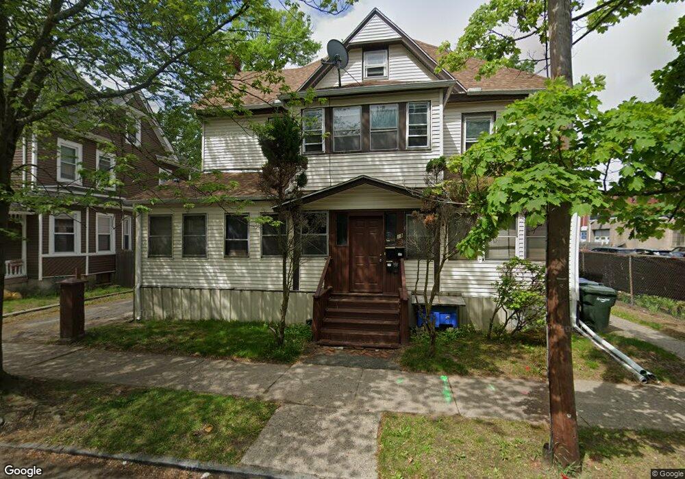 18 Northampton Ave, Springfield, MA 01109 - photo 1