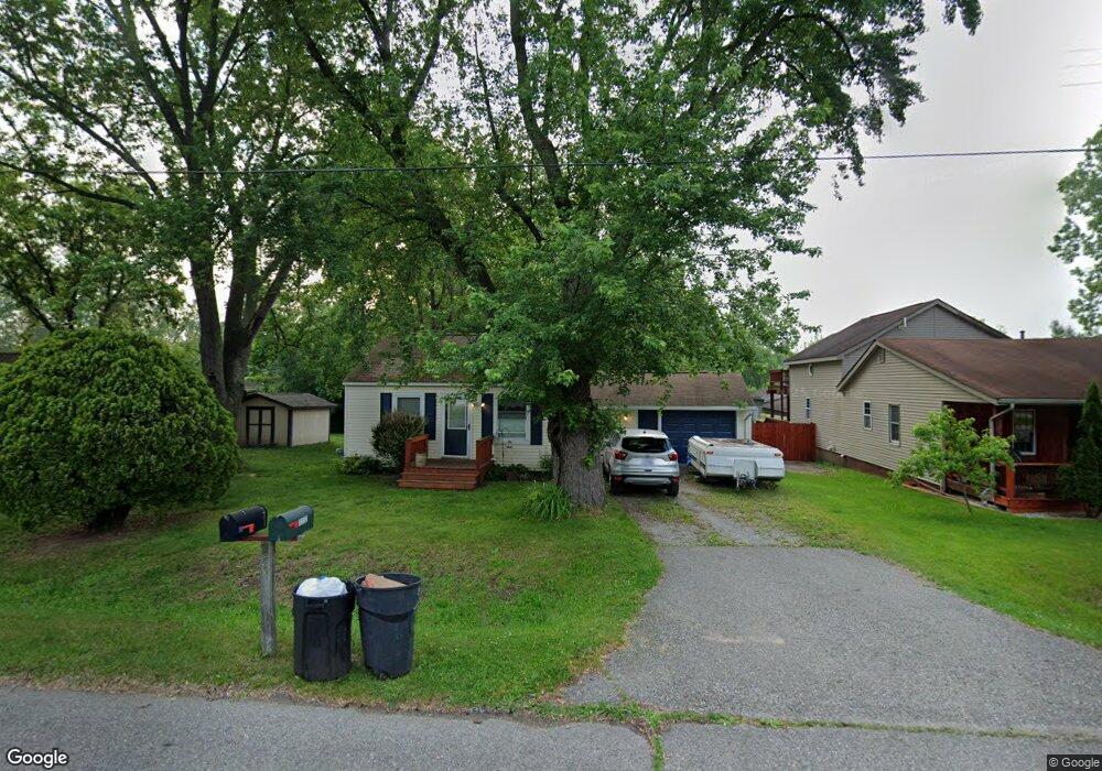 3232 Comer Dr, Flint, MI 48506 - photo 1