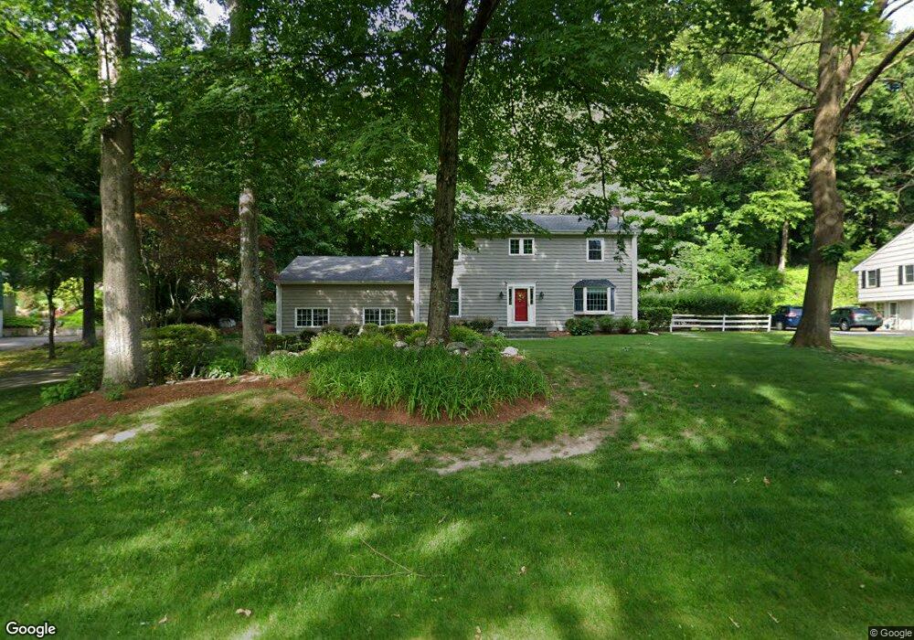 48 Dogwood Ct, Stamford, CT 06903 - photo 1