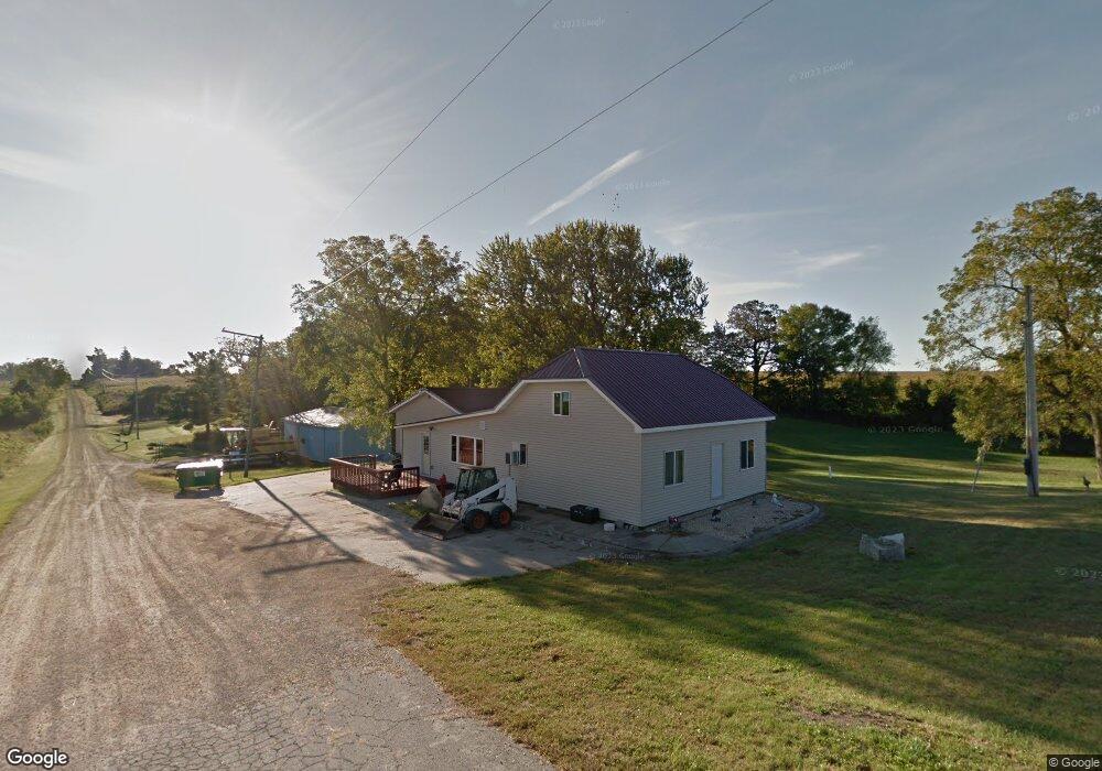 42271 Stoehr Dr, Dakota, MN 55925 - photo 1