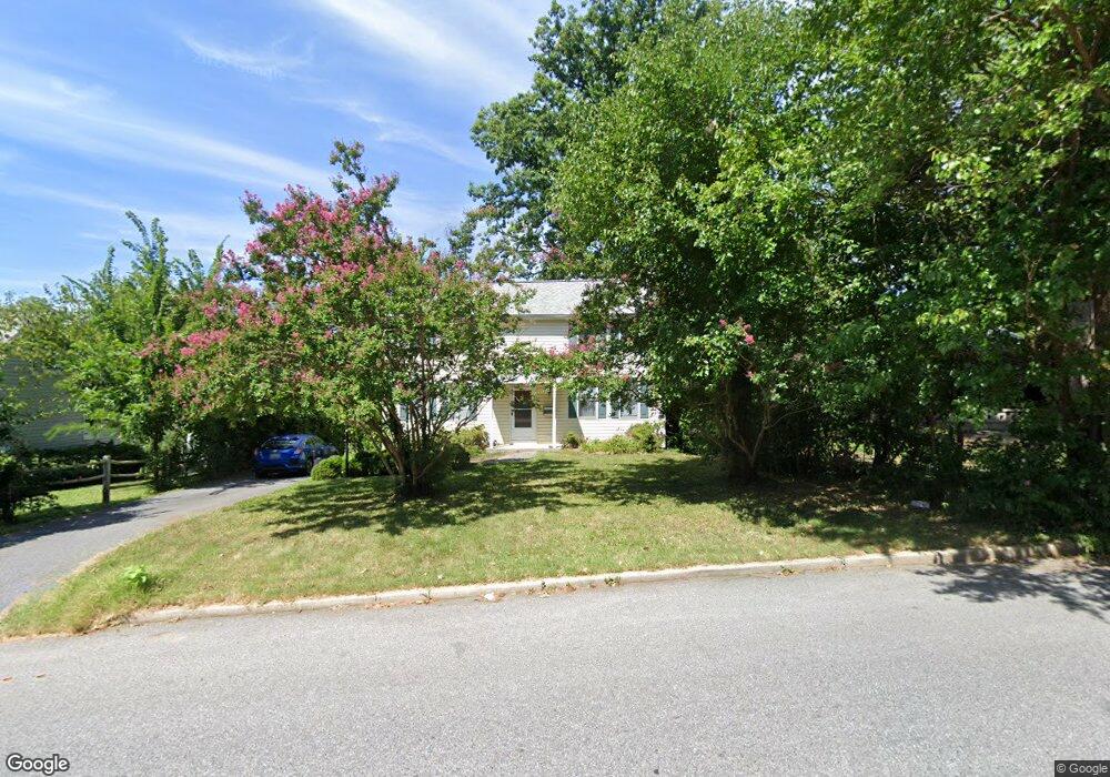 412 Bloomsbury Ave, Catonsville, MD 21228 - photo 1