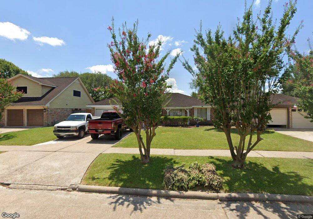 10214 Kirkdale Dr, Houston, TX 77089 - photo 1