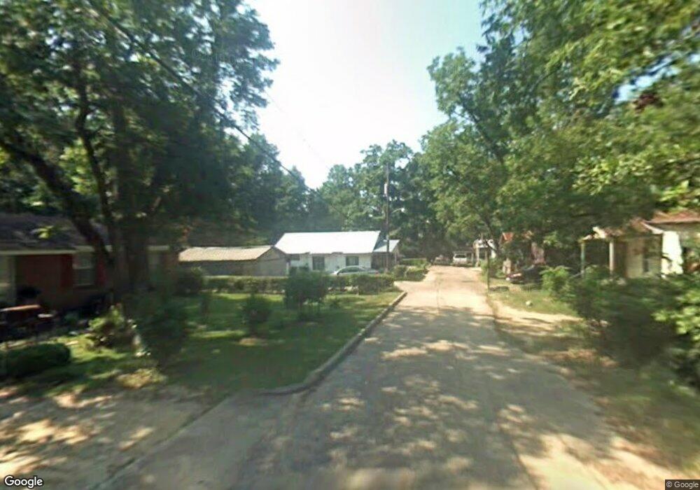 207 Laney St, Eufaula, AL 36027 - photo 1