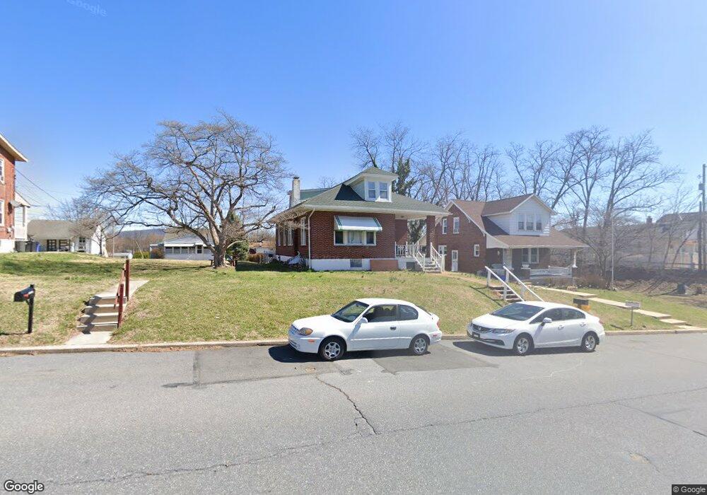 6 Pershing Blvd, Reading, PA 19607 - photo 1