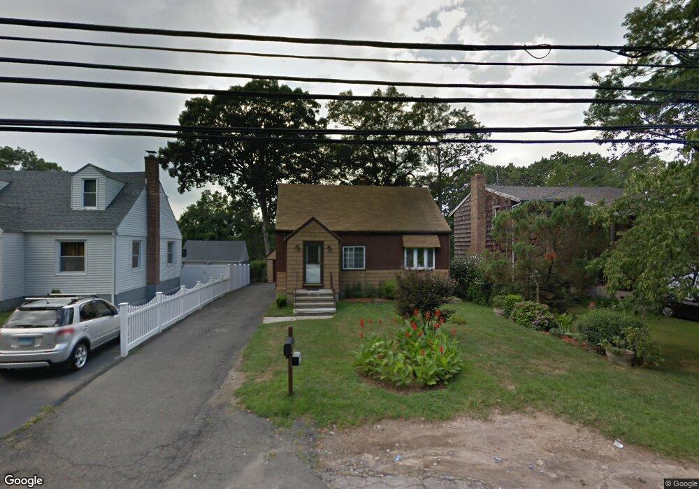 2005 Chopsey Hill Rd, Bridgeport, CT 06606 - photo 1