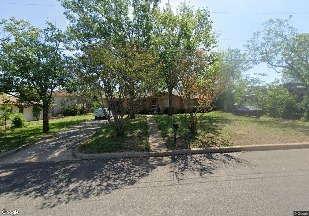 805 Poplar St, Fredericksburg, TX 78624 - photo 1