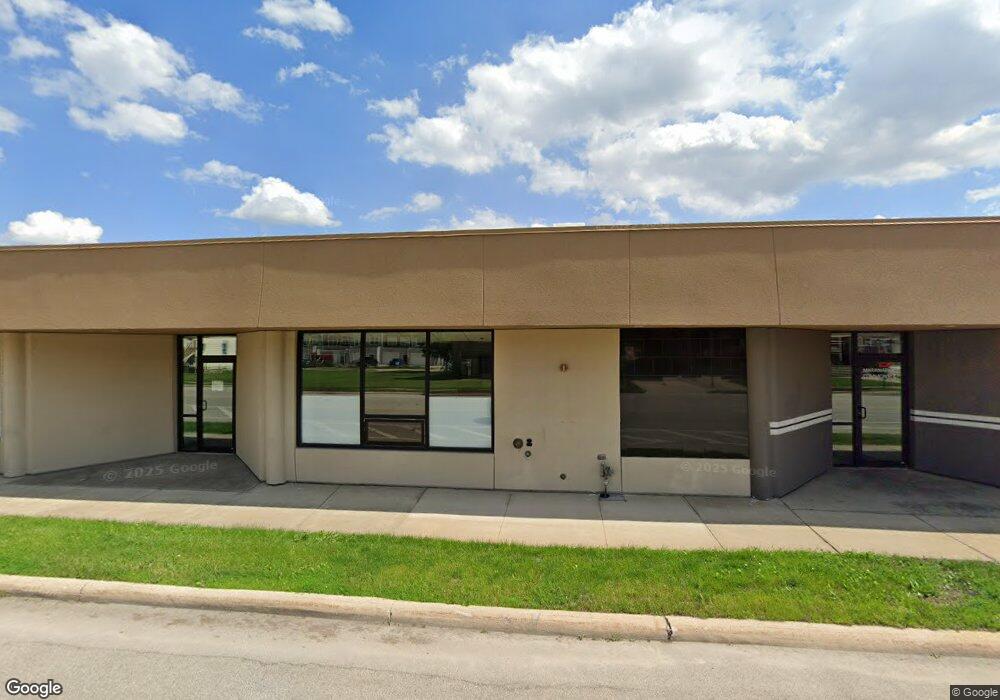 527 3rd Ave SW, Cedar Rapids, IA 52404 - photo 1