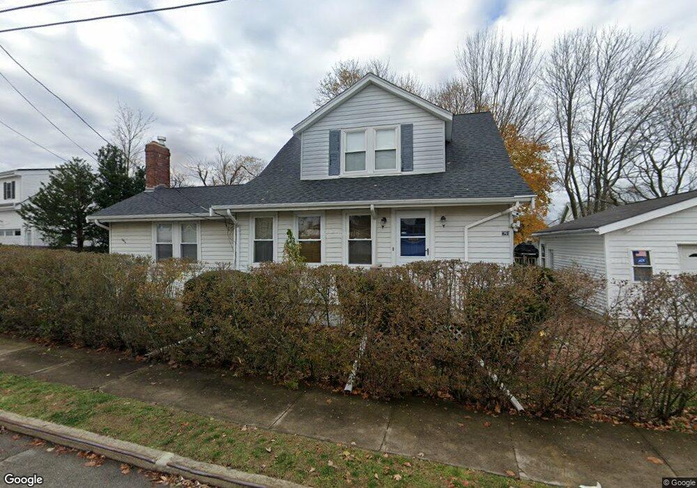 70 Arnold Rd, Quincy, MA 02171 - photo 1