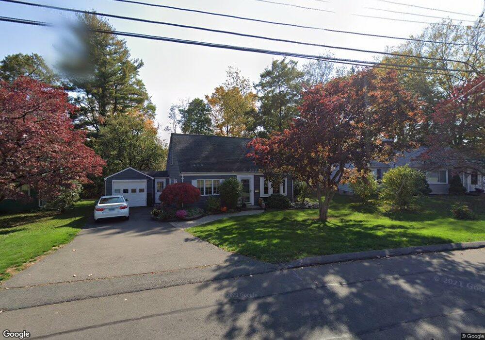 15 Brightwood Ln, West Hartford, CT 06110 - photo 1