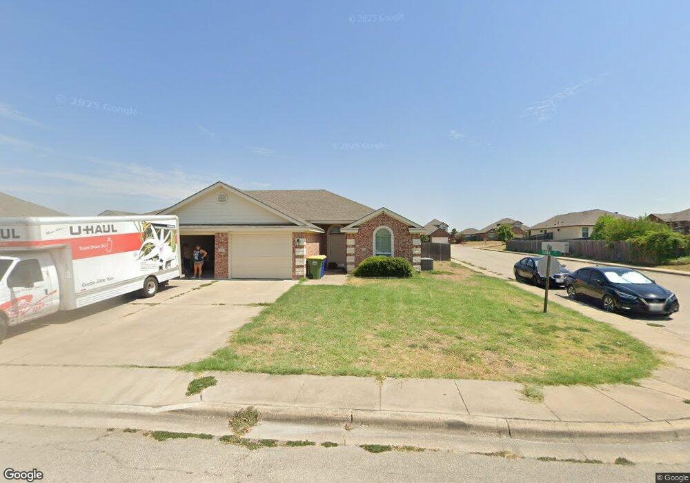 306 Coby Dr, Troy, TX 76579 - photo 1