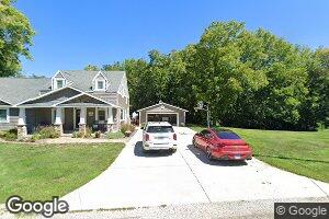 422 N Maple St, Windsor, IL 61957