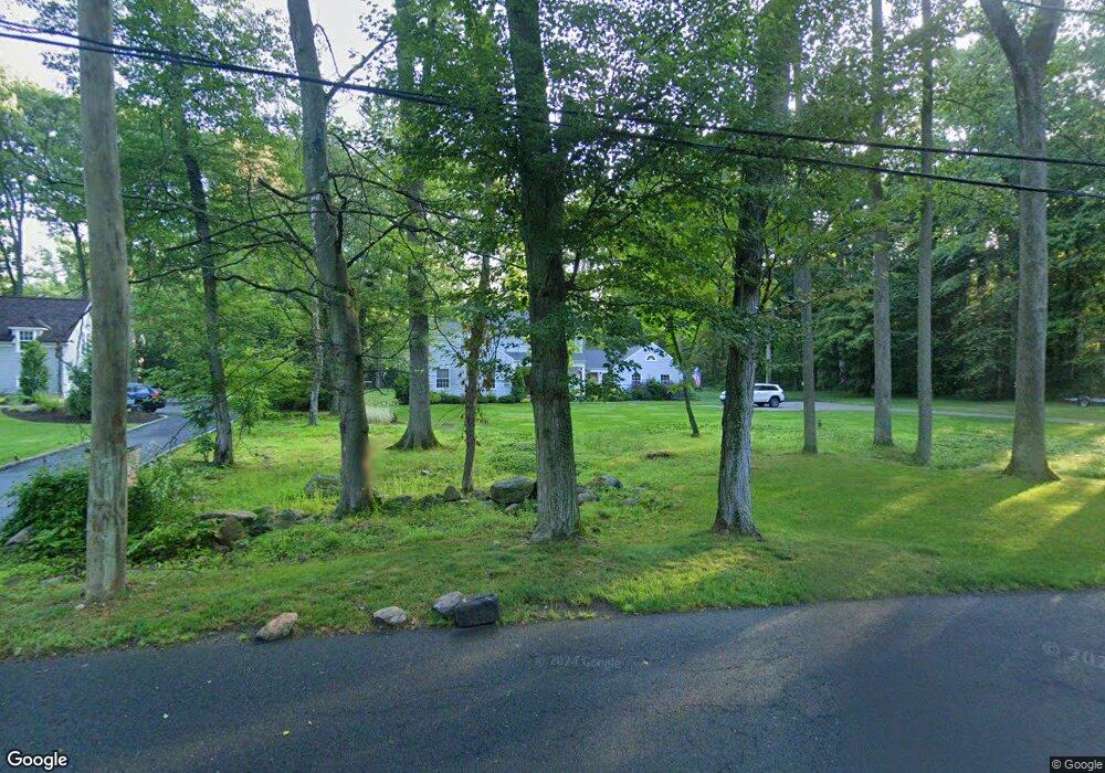 10 Hickory Ln, Darien, CT 06820 - photo 1