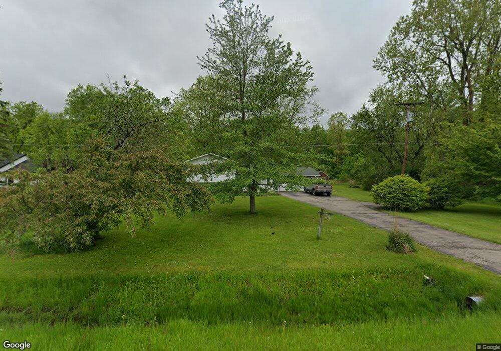 9229 N Linden Rd, Clio, MI 48420 - photo 1