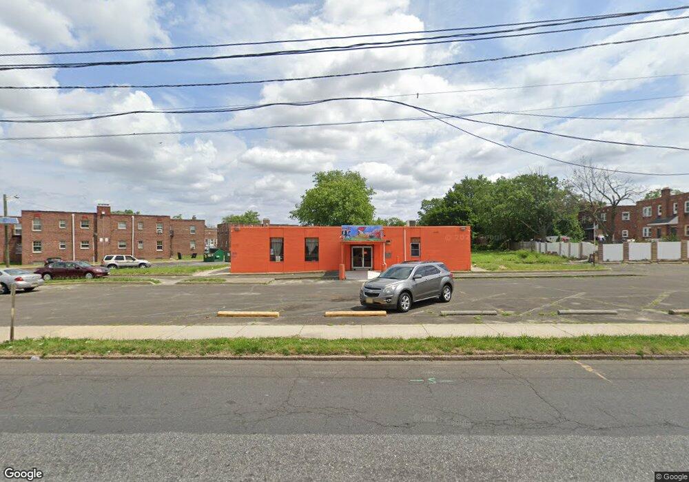 576 Marlton Ave, Camden, NJ 08105 - photo 1