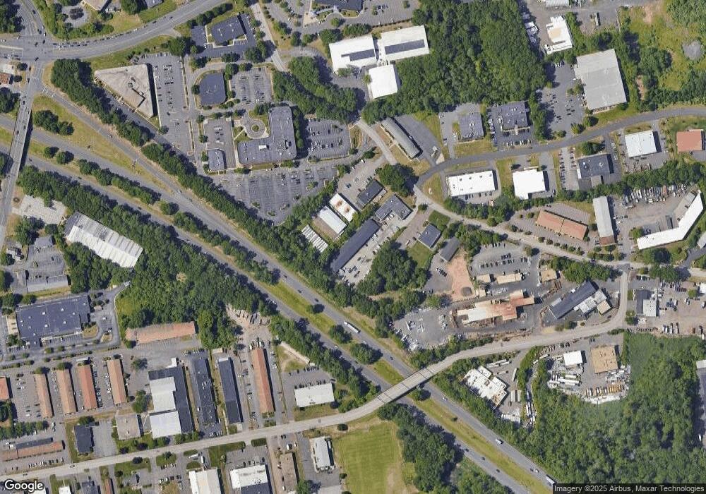 107 Oakwood Dr, Glastonbury, CT 06033 - photo 1