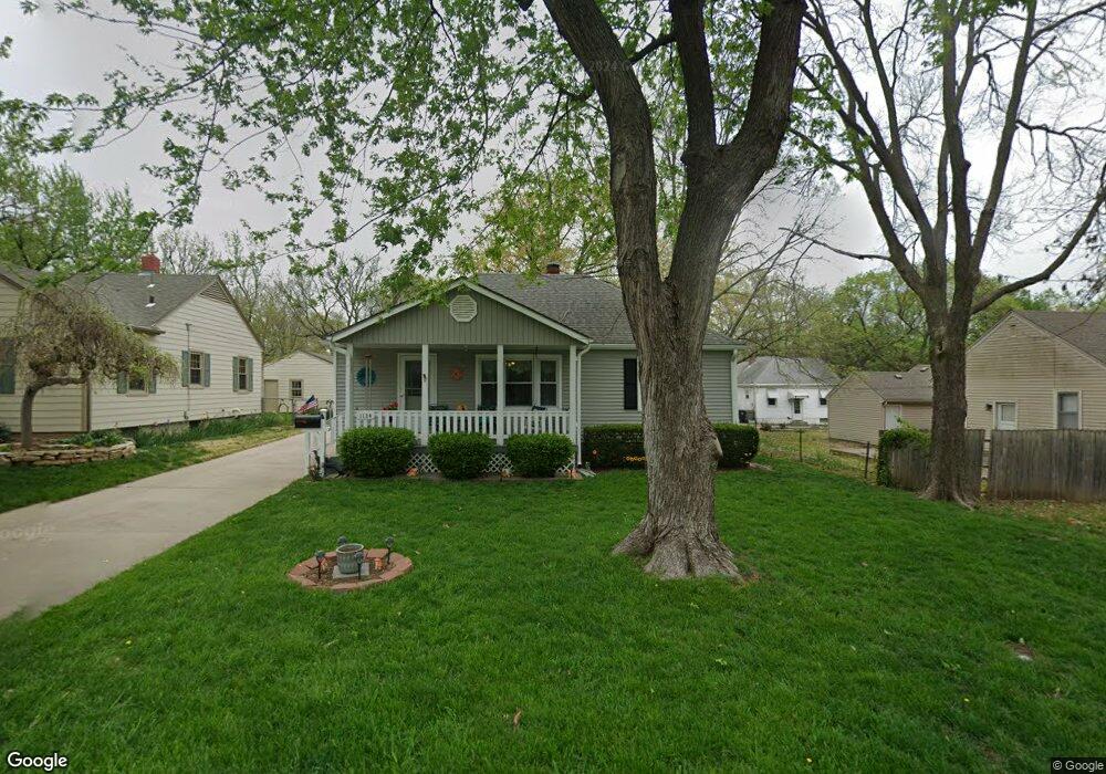 1134 SW Frazier Ave, Topeka, KS 66604 - photo 1