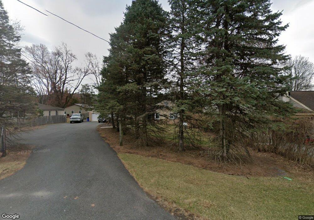 1720 Cedar Top Rd, Reading, PA 19607 - photo 1