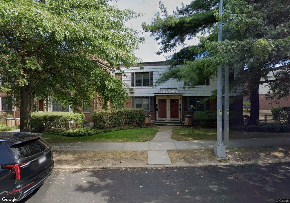 7007 Park Dr E unit A, Flushing, NY 11367 - photo 1