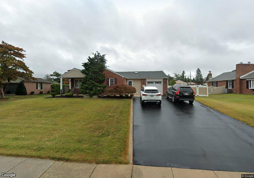 2731 Hillview Rd, Broomall, PA 19008 - photo 1