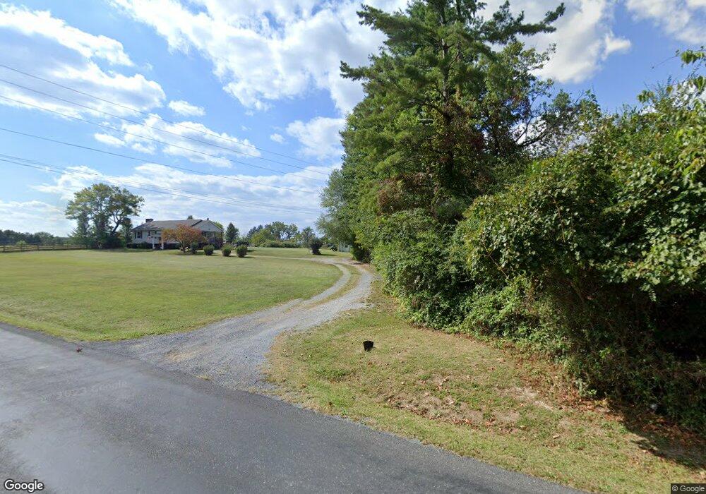 3081 Lyndhurst Rd, Stuarts Draft, VA 24477 - photo 1