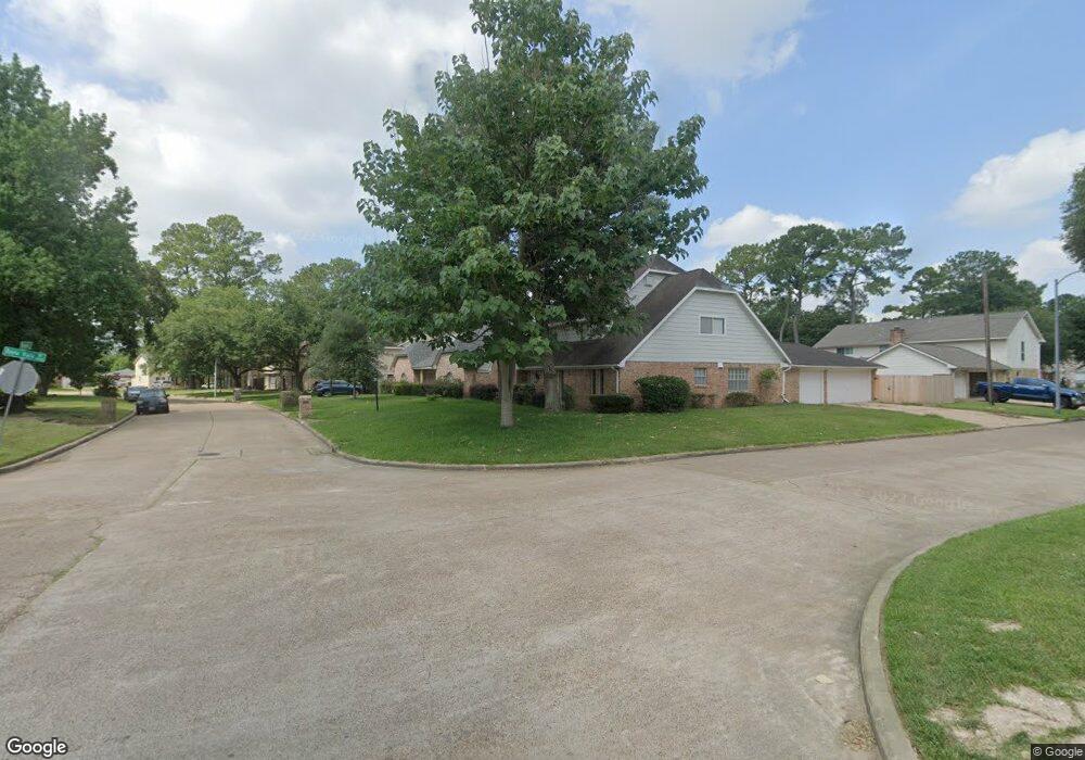 5615 Deepcreek Ln, Houston, TX 77091 - photo 1