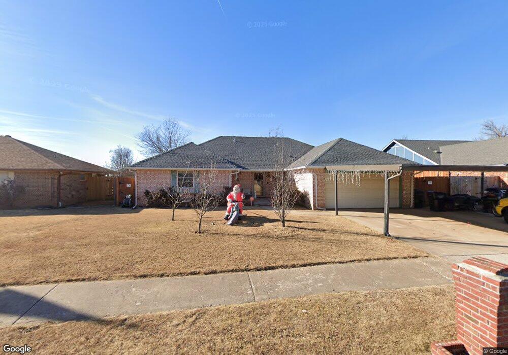 1501 Smoking Tree St, Moore, OK 73160 - photo 1