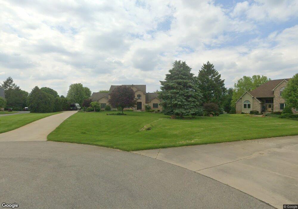 295 Crestway Ct, Saline, MI 48176 - photo 1