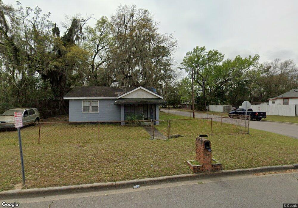 619 W 60th St, Savannah, GA 31405 - photo 1