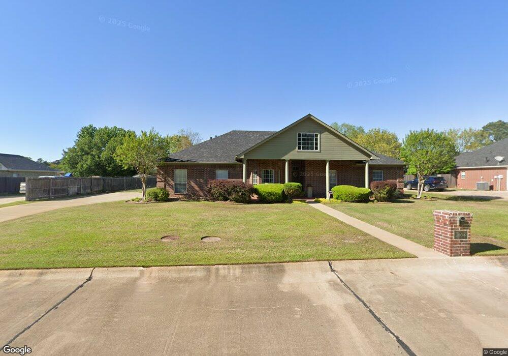 2804 Landon Ln, Texarkana, TX 75503 - photo 1