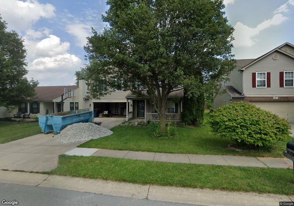 14279 Holly Berry Cir, Fishers, IN 46038 - photo 1